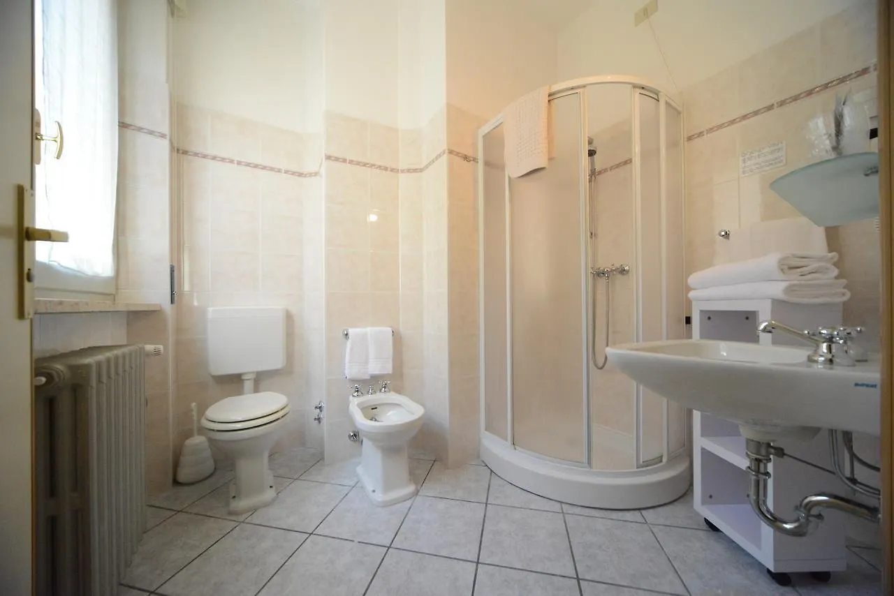 Hotel Residence Sant'Anna Bedonia 3*,
